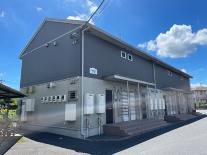 物件外観写真3　(エントランス)