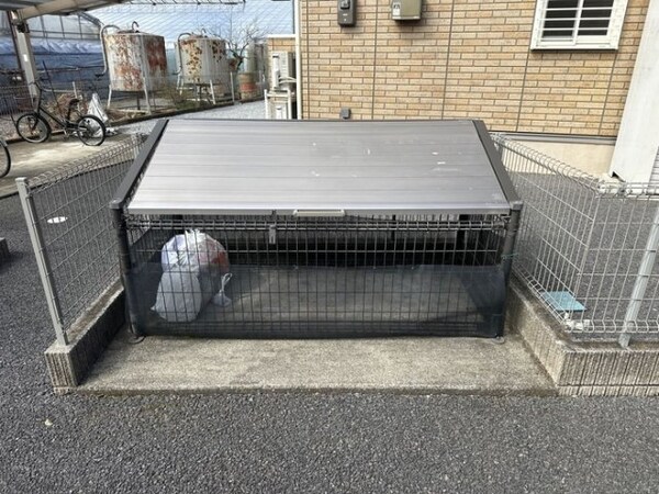 建物設備(ゴミステーション)