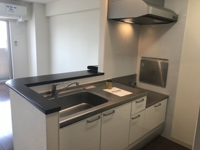 物件内観写真9　(対面キッチン)