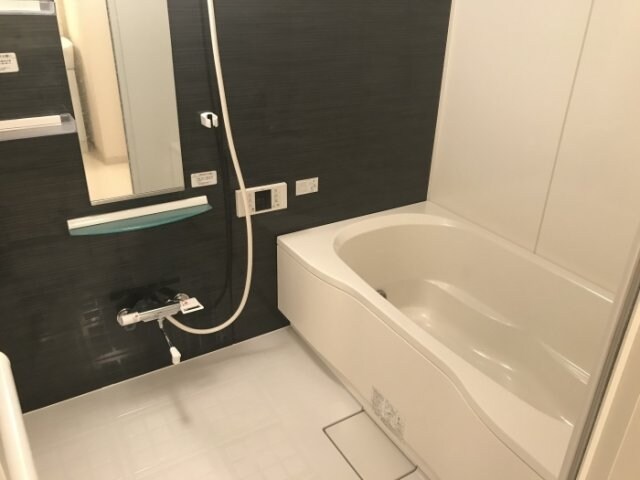 物件内観写真10　(浴室)