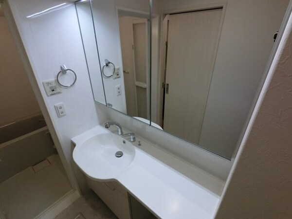 独立洗面台(カウンター洗面台)