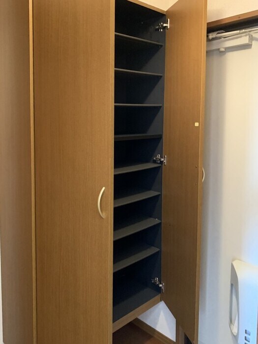 物件内観写真17　(シューズボックス)