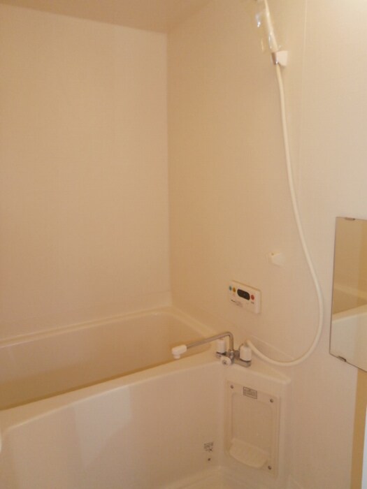 物件内観写真6　(バス／シャワールーム等)