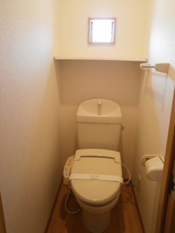 物件内観写真9　(トイレ)