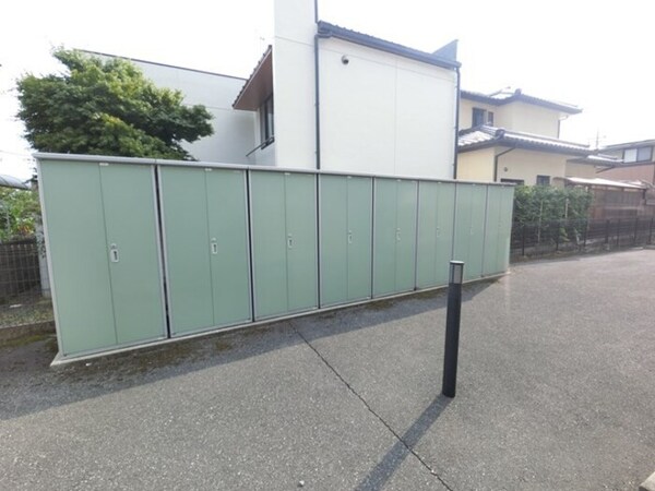 建物設備(屋外物置)