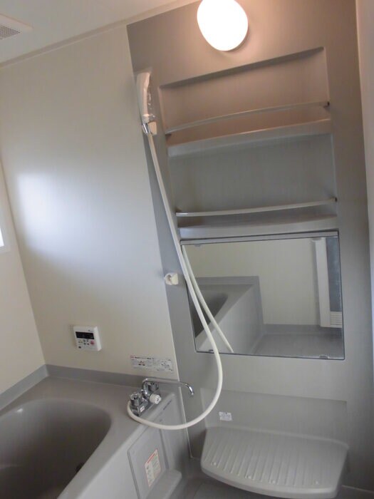 物件内観写真6　(バス／シャワールーム等)