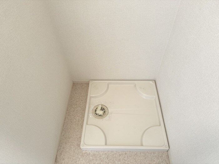 物件内観写真7　(洗濯機置き場)