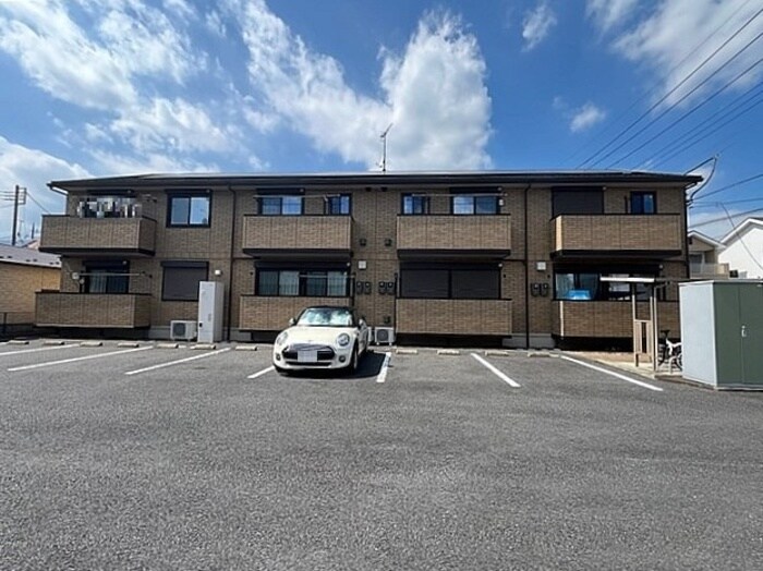 物件外観写真1　(建物外観)