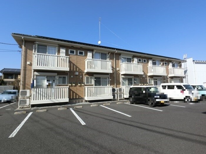 物件外観写真1　(建物外観)