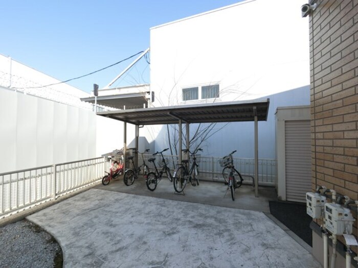 物件内観写真21　(駐輪場)