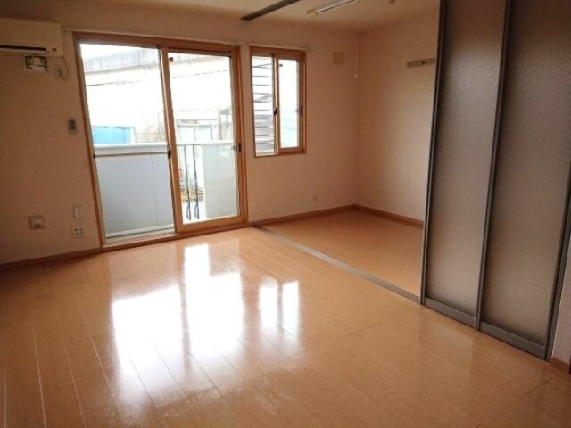 物件内観写真7　(ＬＤＫ～洋室)