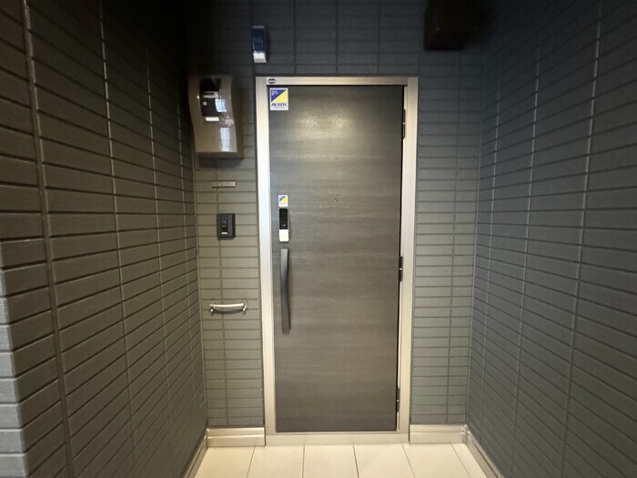 物件内観写真20　(玄関)