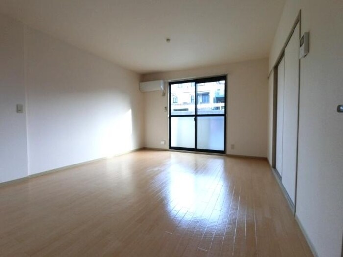 物件内観写真8　(ＬＤＫ)