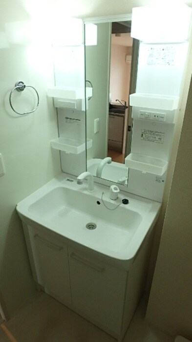 物件内観写真10　(洗面所)