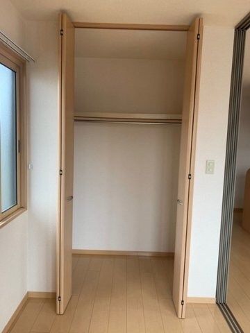 物件内観写真11　(収納)