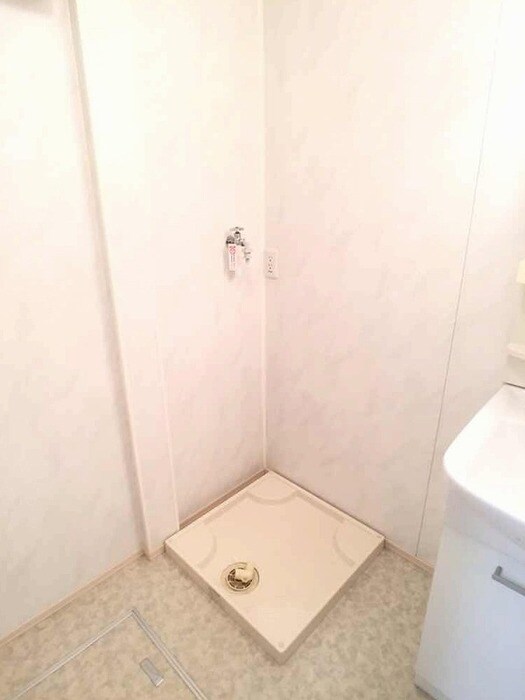 物件内観写真14　(室内洗濯機置場)