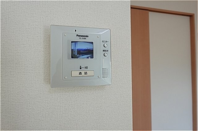 物件内観写真15　(カラーモニターインターホン)