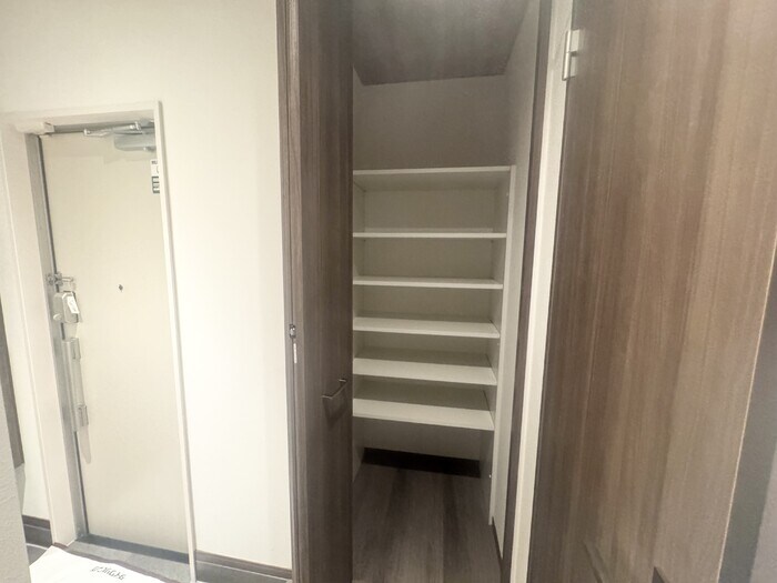 物件内観写真15　(収納)