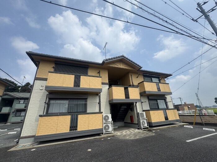 物件外観写真1　(建物外観)