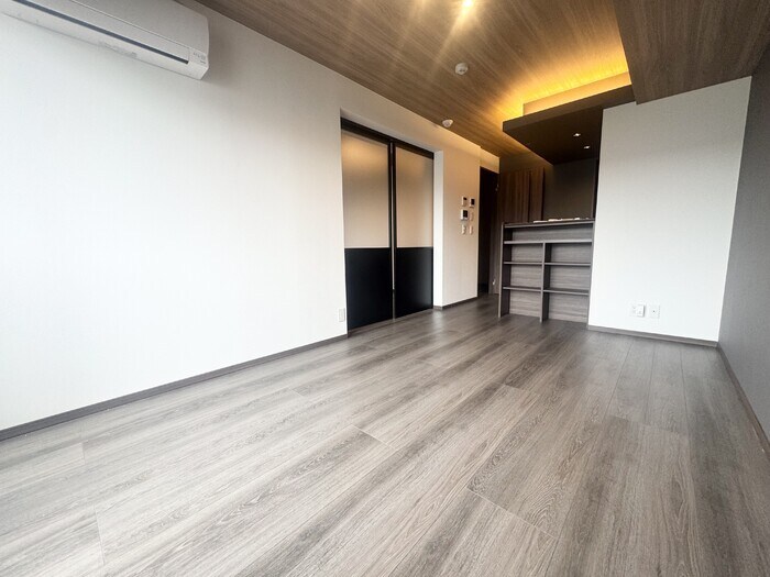 物件内観写真3　(LDK)