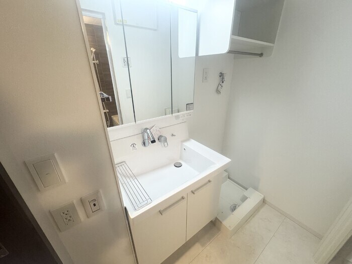 物件内観写真9　(洗面所)