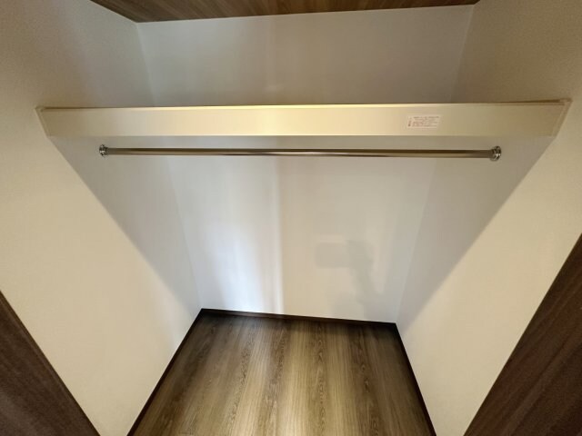 物件内観写真12　(クローゼット)