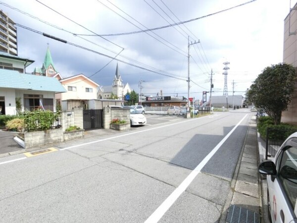 駐車場(物件北側・眺望)