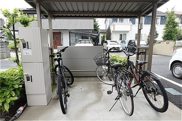 建物設備(駐輪場に宅配ＢＯＸ有ります)