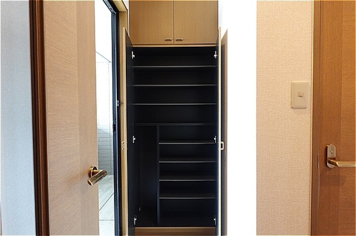 物件内観写真12　(トールサイズのシューズボックス)