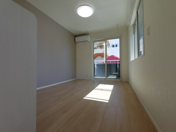 物件内観写真8　(洋室)