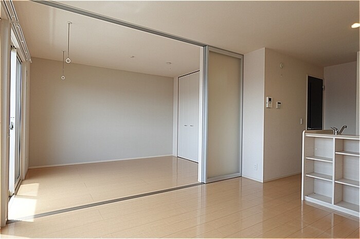 物件内観写真15　(ＬＤＫ～南洋室)