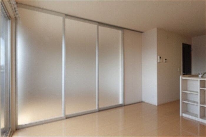 物件内観写真16　(ライトスルースクリーン)