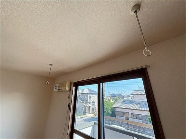 物件内観写真20　(ＬＤＫ・室内物干し)