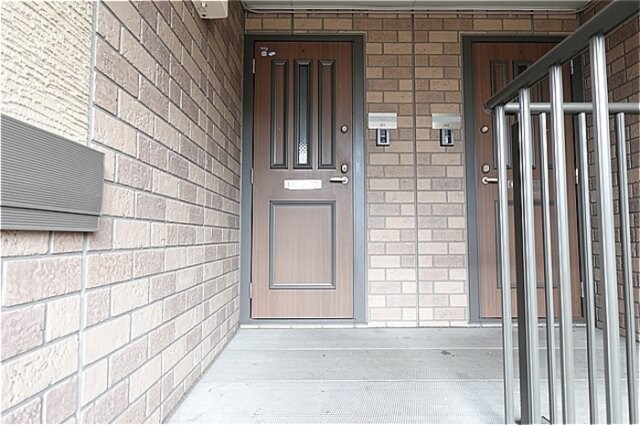 物件内観写真25　(玄関前)