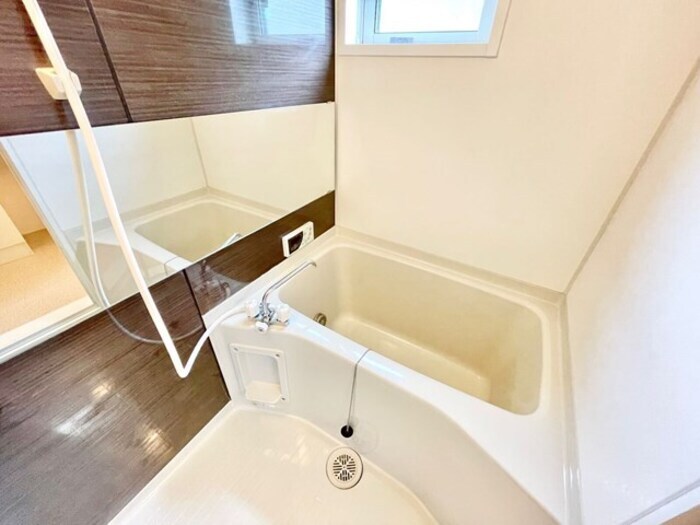 物件内観写真7　(浴室暖房乾燥機付き)