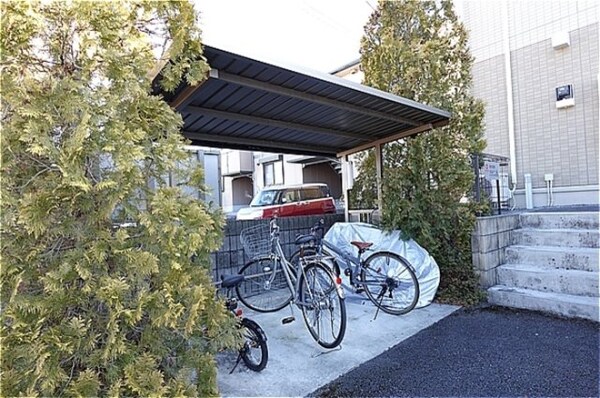 建物設備(駐輪場)