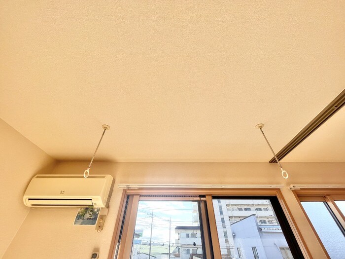 建物設備(室内物干し)