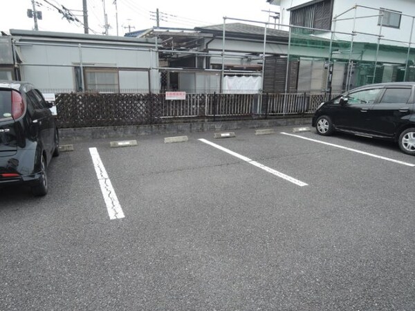 駐車場(駐車場)