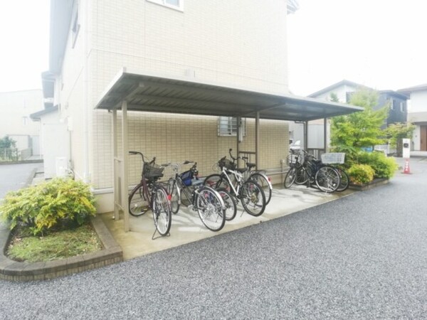 建物設備(駐輪場)