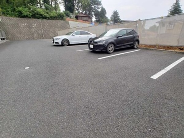 駐車場(駐車場)