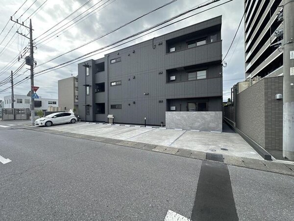 駐車場(駐車場)