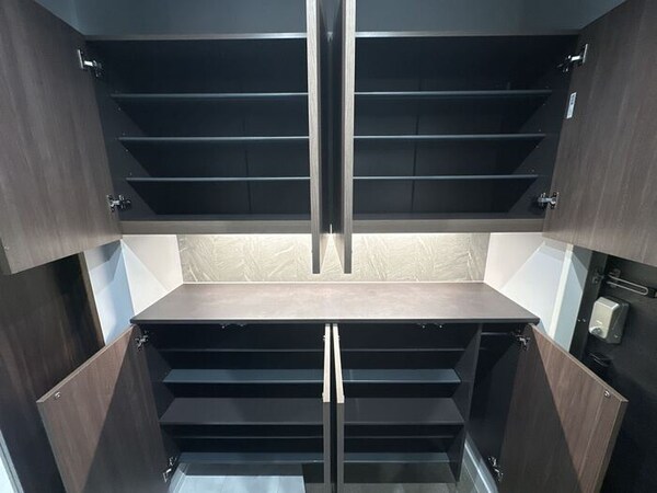 収納(シューズボックス)