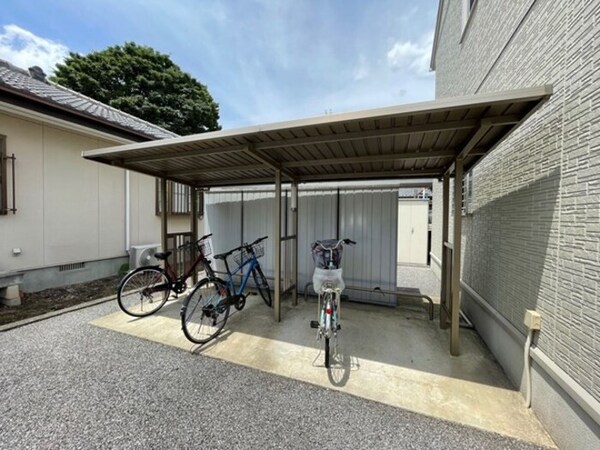 建物設備(駐輪場)