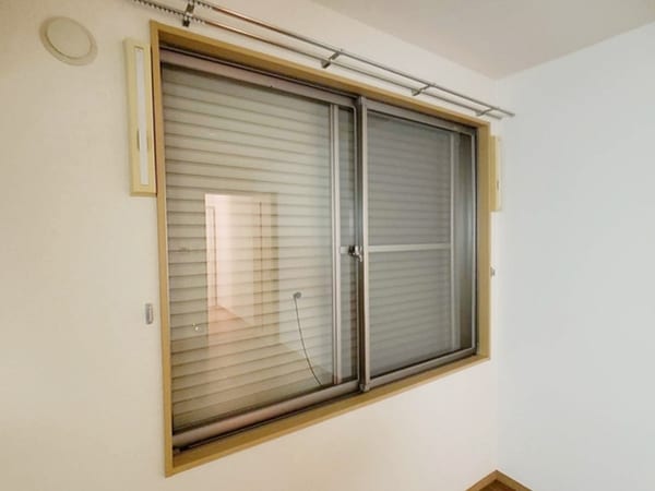 建物設備(シャッター雨戸)