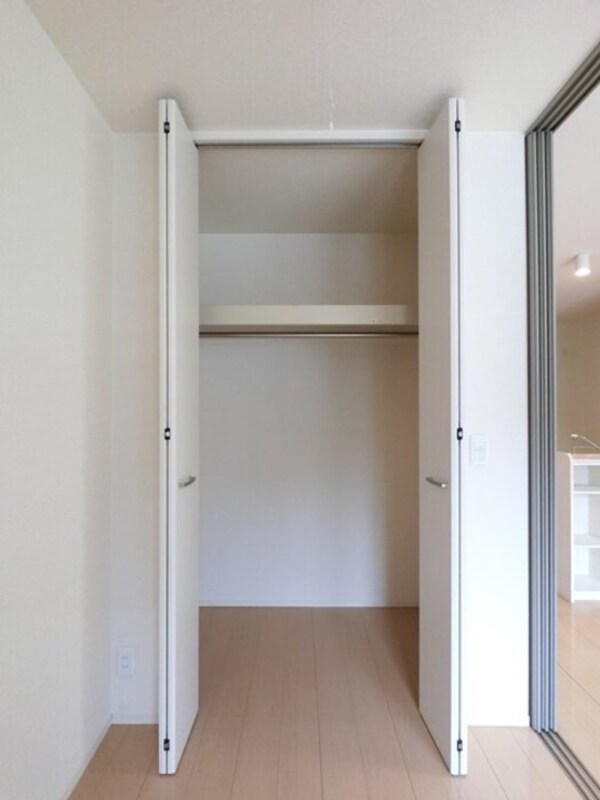 洋室(洋室 クローゼット)