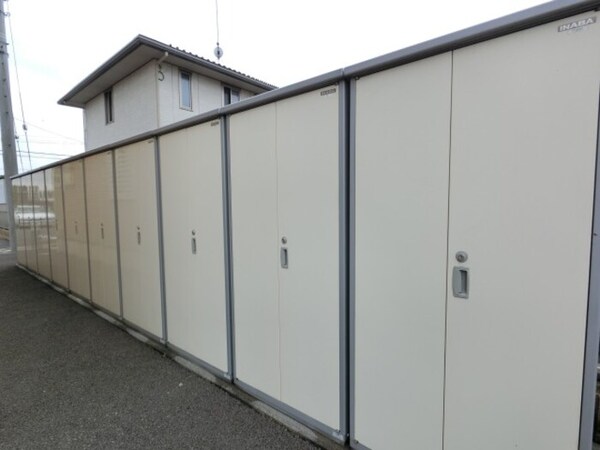 建物設備(外部物置)