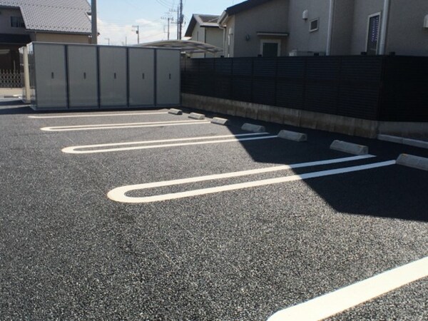 駐車場(駐車場)