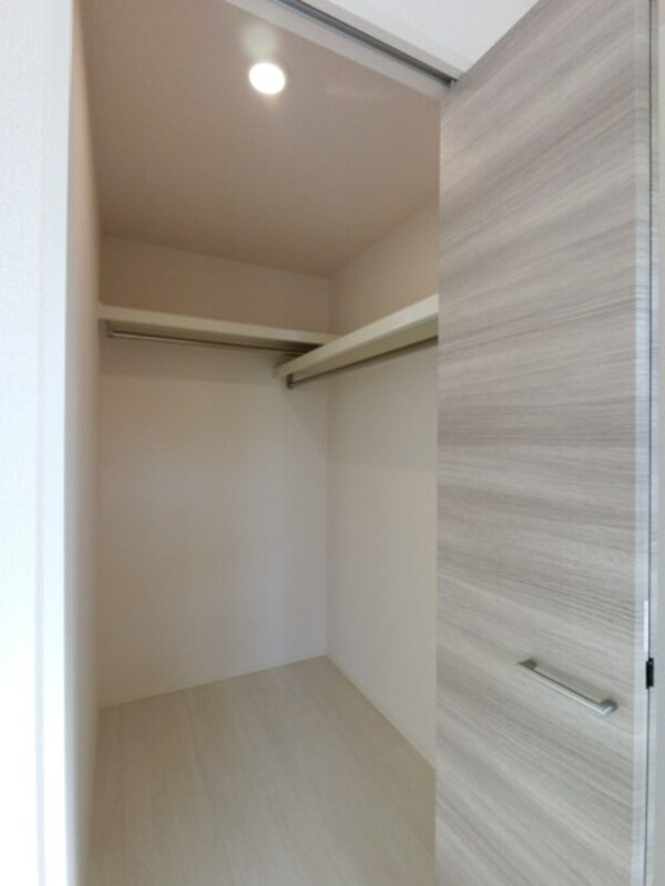 洋室(洋室・ウォークインクローゼット)