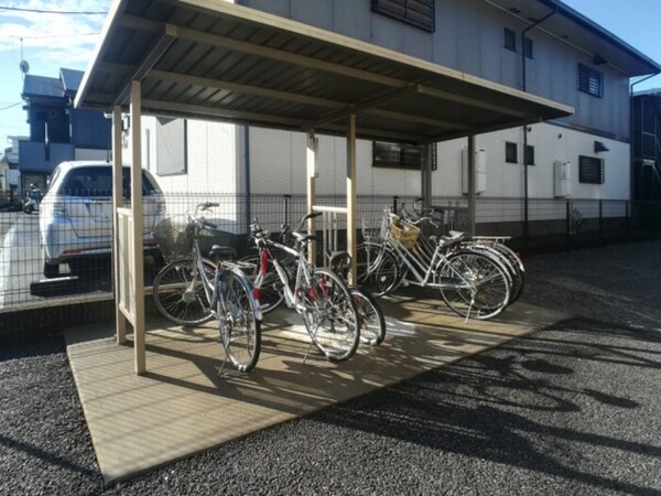 建物設備(駐輪場)