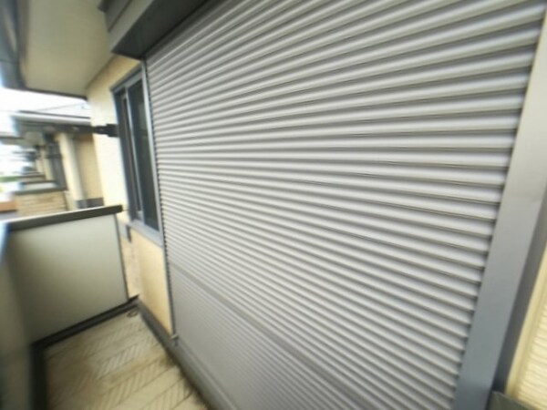 建物設備(シャッター雨戸)